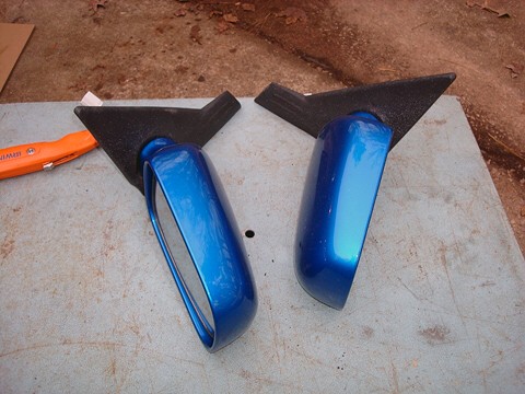2002_Impreza_mirrors.jpg